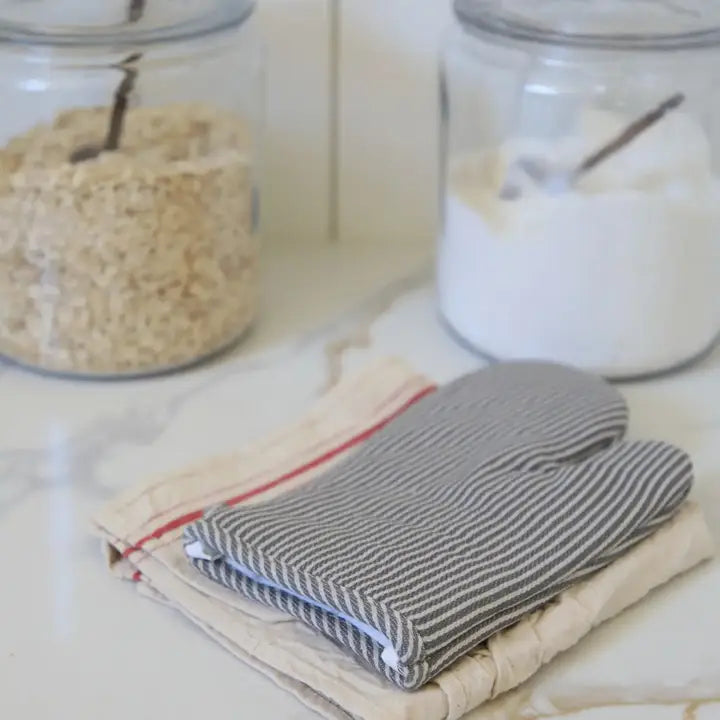Simple Stripe Cotton Oven Mitt – Grey &amp; White
