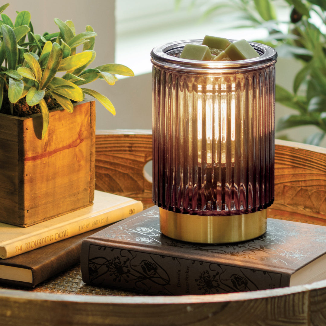 Black Fluted Glass Illumination Wax Melt Warmer with Gold Base